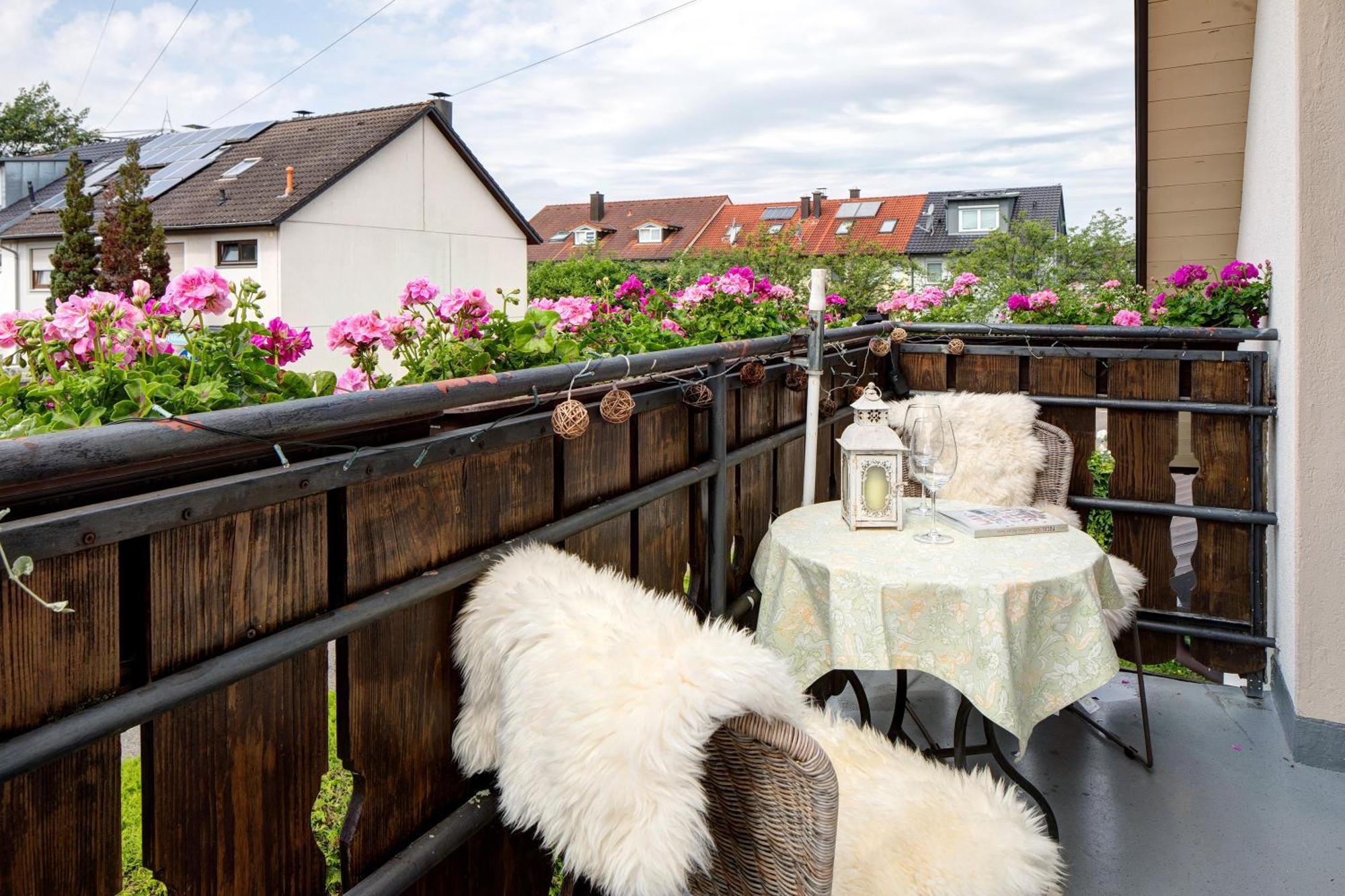 Hoell Apartament *