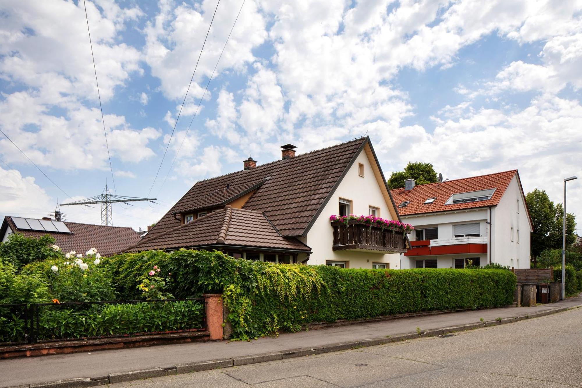 Hoell Apartament *